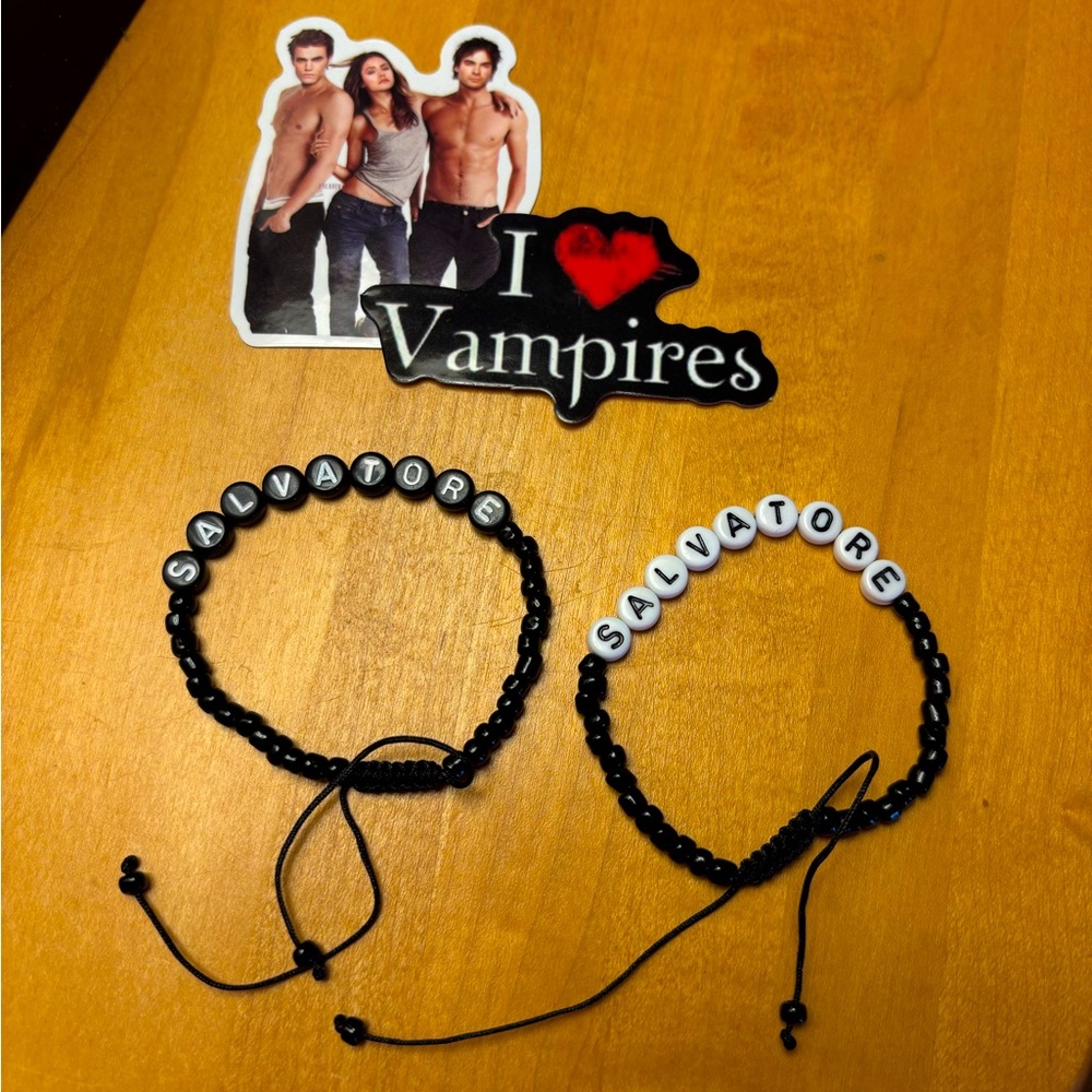 Salvatore TVDu inspired friendship expandable bracelet vampire witch werwolf fun